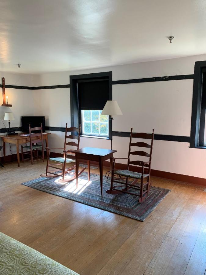 Shaker Village Of Pleasant Hill Harrodsburg Exterior foto